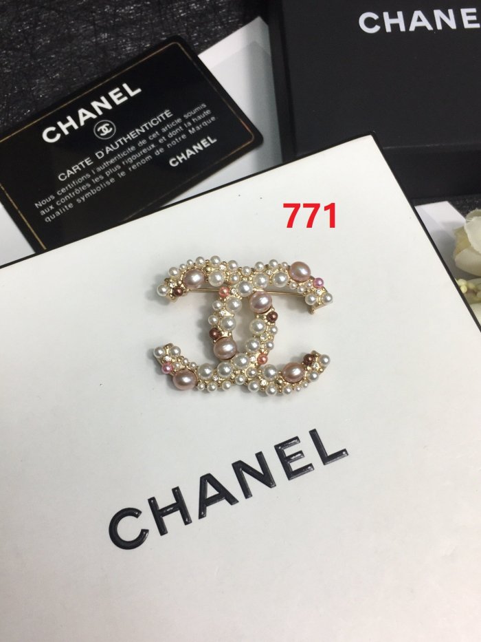brooch  with box