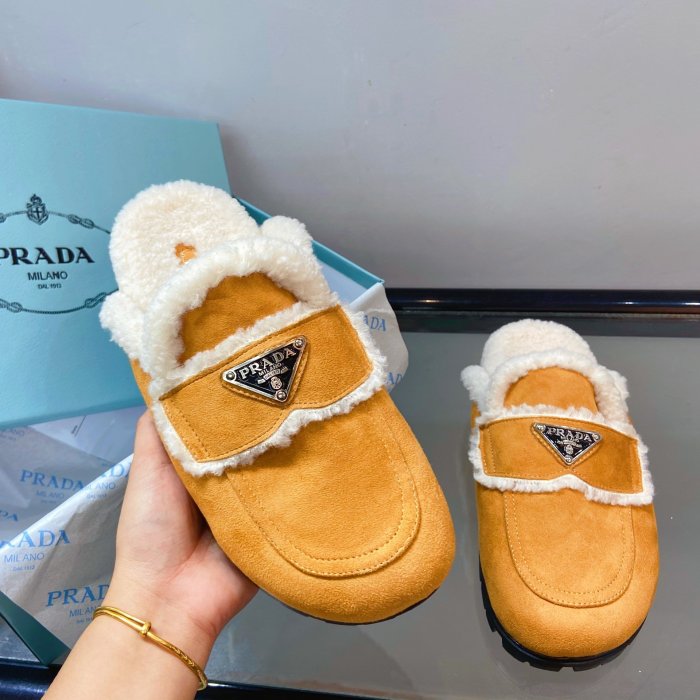 Women flat shoes, size 35-40, with box, SS60-1068-1069