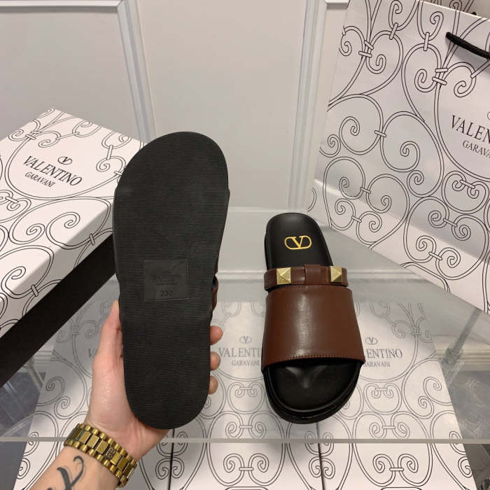 Flat leather sandals slippers , size 34-41 ,with box, SS60-1491-1492