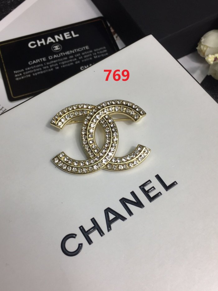 brooch  with box