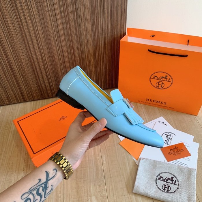 Women flat shoes, size 34-42, with box, SS70-1072