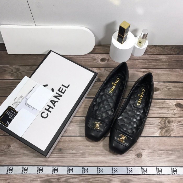 Women flat shoes, size 35-40, with box, SS60-975-976