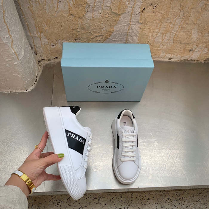 Women flat sneakers shoes, size 35-40, with box, SS70-1160-1161