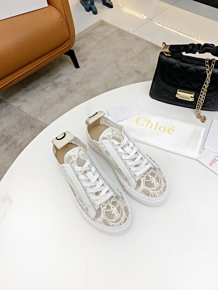 women flat shoes, size 35-40, with box ,  SS60-655-657