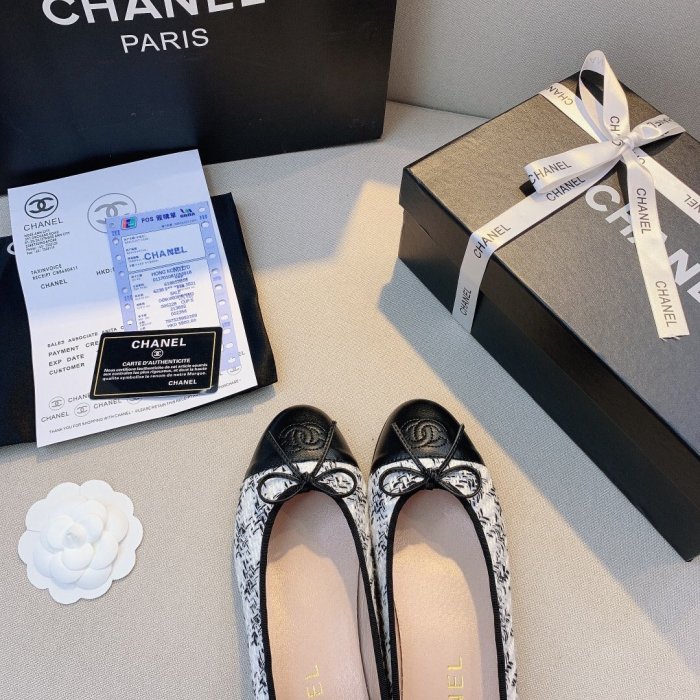 women flat ballet shoes, size 35-42,  with box, SS50-765