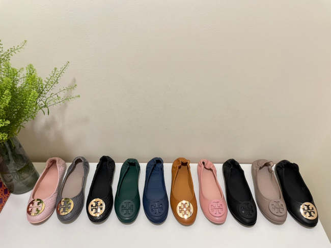 Women flat shoes ,size 35-40 ,with box, SS60-1606-1615