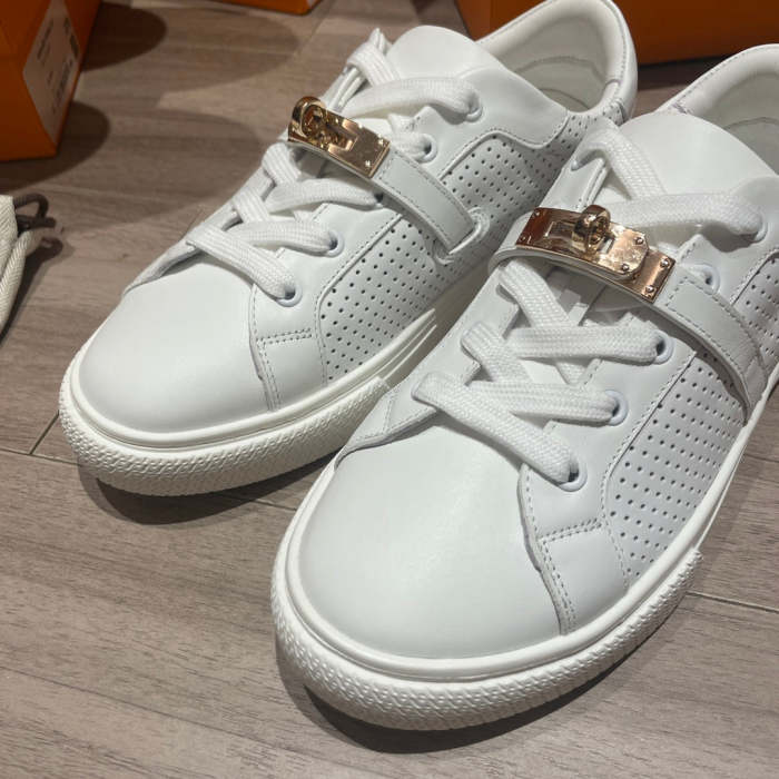 women flat sneakers shoes, size 35-40,with box , SS80-376-377