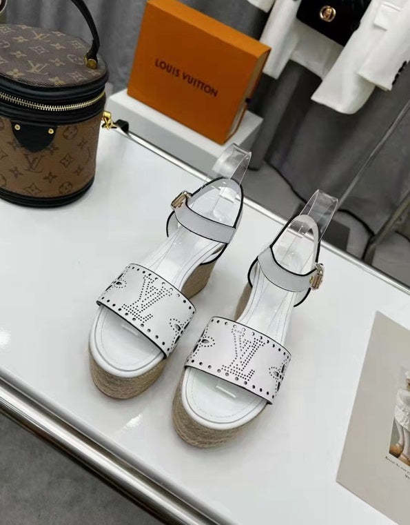 women heel shoes,size 35-42, with box, SS88-462-465