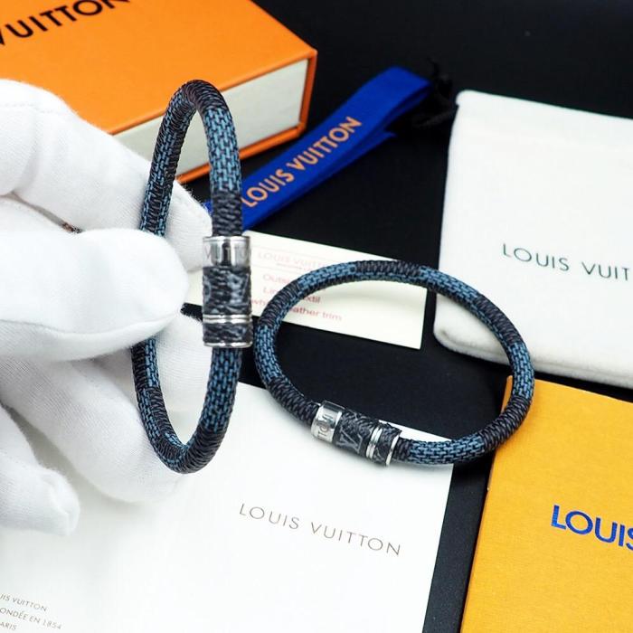 bracelet bangle jewelry ,with box,  J25