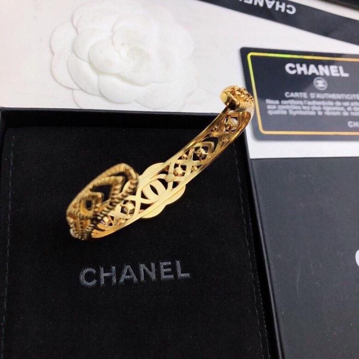 bracelet bangle cuff jewelry ,with box,  J25-856