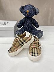 kids sneakers shoes, size 26-35  with box, SS60-886-888