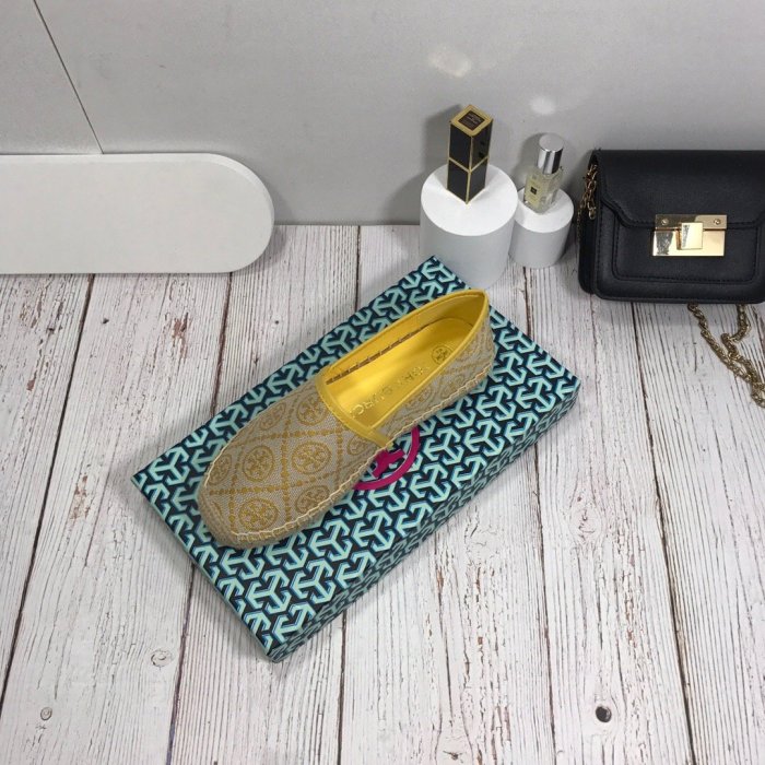Women flat shoes, size 35-40, with box, SS60-991-993
