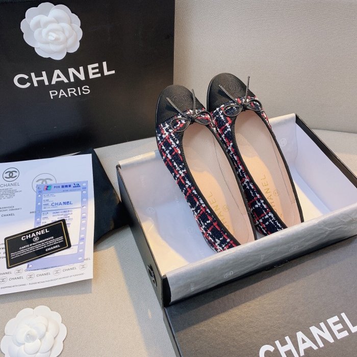 women flat ballet shoes, size 35-42,  with box, SS50-787