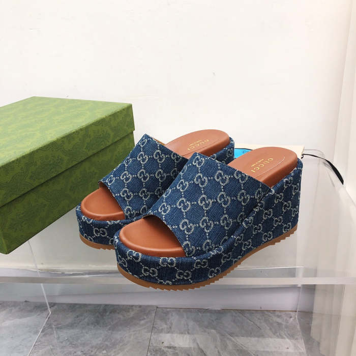 2022 new slippers,size 35-44,with box , SS70-1298-1303