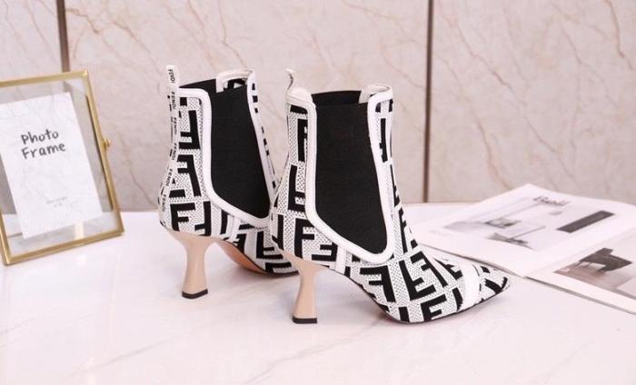 women boot shoes, size 35-41, with box, SS110-124-126