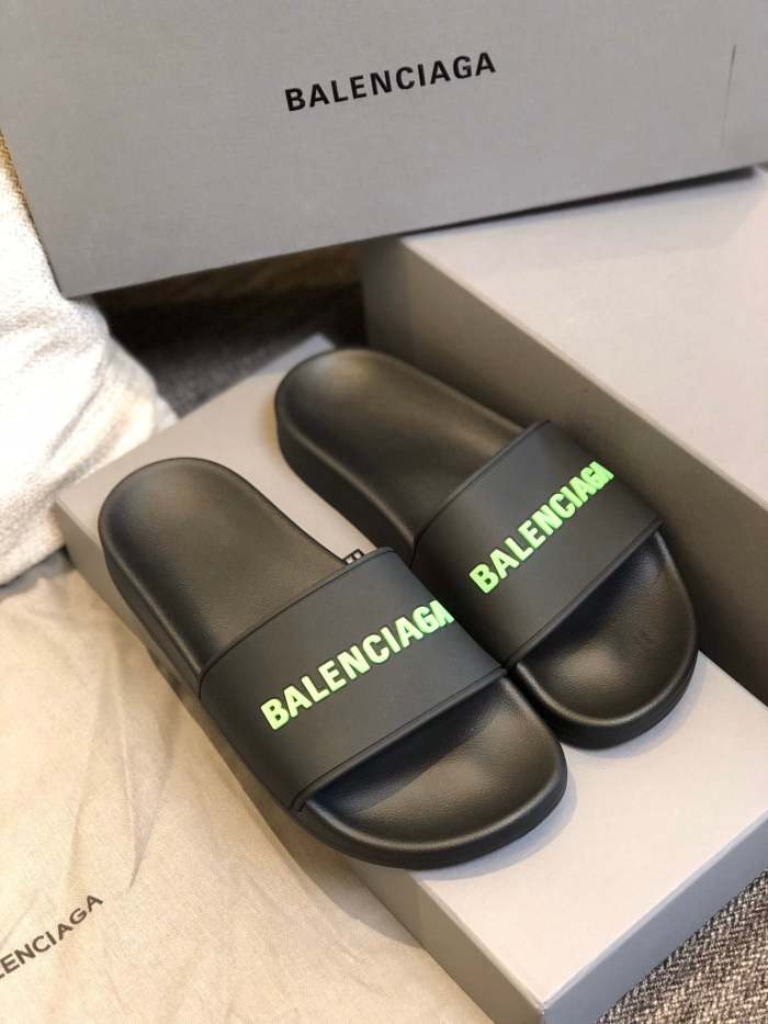 Flat leather sandals slippers , size 35-40  , with box,  SS50-893-898