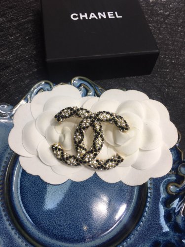 brooch jewelry ,with box,  J25-795