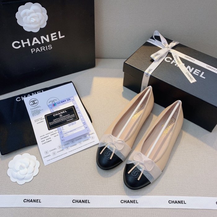 women flat ballet shoes, size 35-42,  with box, SS50-772