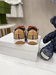 kids sneakers shoes, size 26-35  with box, SS60-886-888