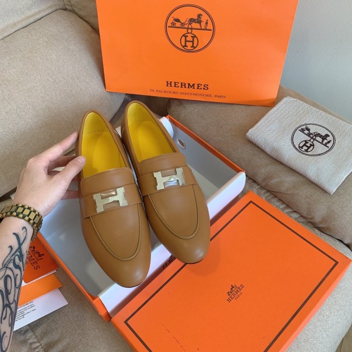 Women flat shoes, size 34-42, with box, SS70-1078
