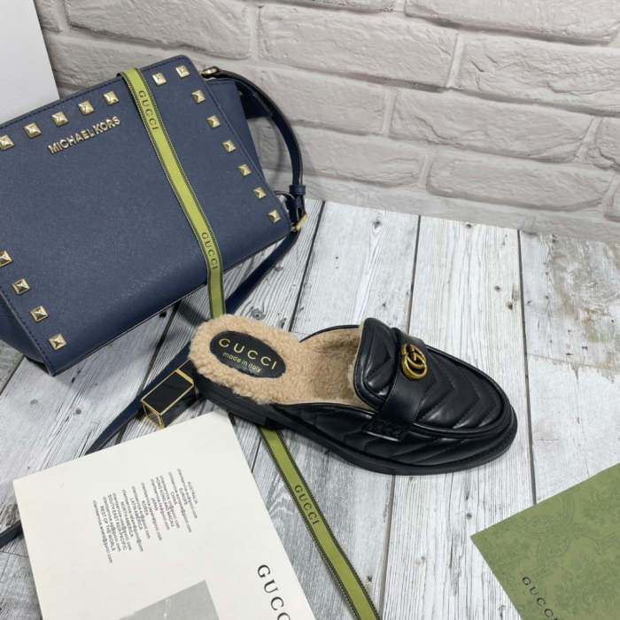 women flat slippers shoes, size 35-40, with box , SS60-1173-1174