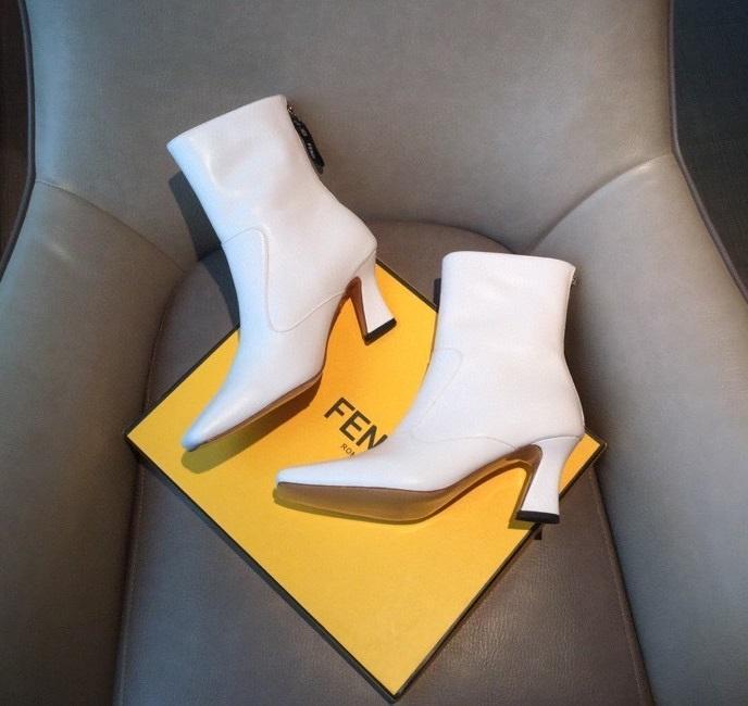 women boot shoes, size 35-40, with box, SS110-123