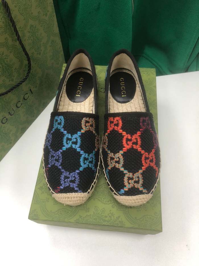 Women flat shoes ,size 35-41 ,with box, SS60-1520