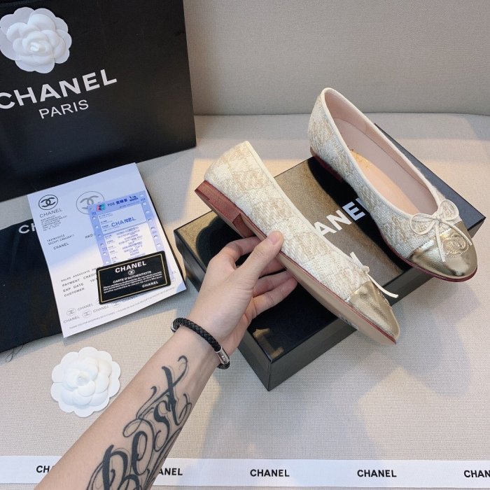 women flat ballet shoes, size 35-42,  with box, SS50-759