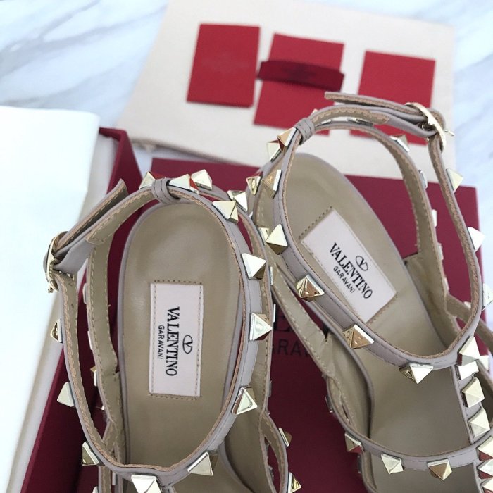 Women heel shoes, size 34-42, with box, SS60-1089