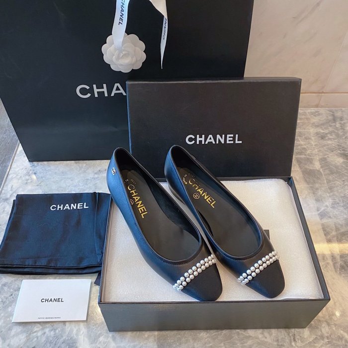 Women flat shoes, size 35-40, with box, SS60-1142-1143