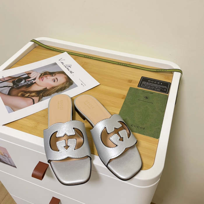 Flat leather sandals slippers , size 35-41 ,SS50-1069-1073