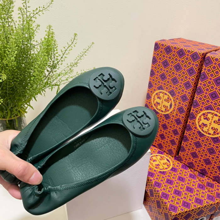 Women flat shoes ,size 35-40 ,with box, SS60-1606-1615