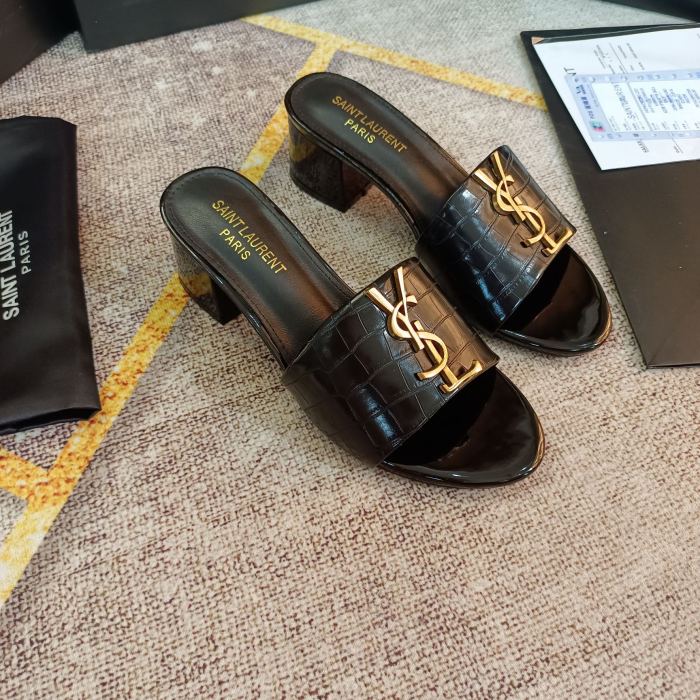 Flat leather sandals slippers , size 35-42, SS60-1832-1843