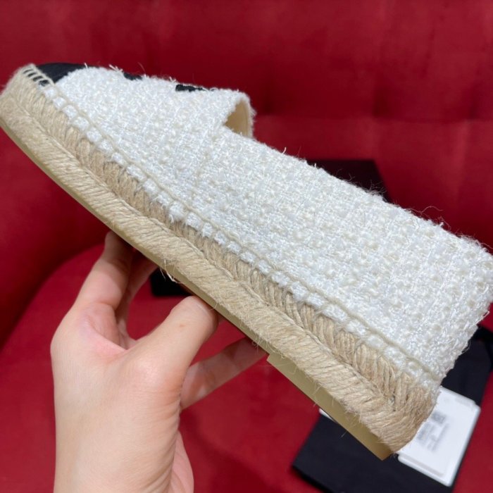 women flat shoes, size 34-40, with box , SS60-1060