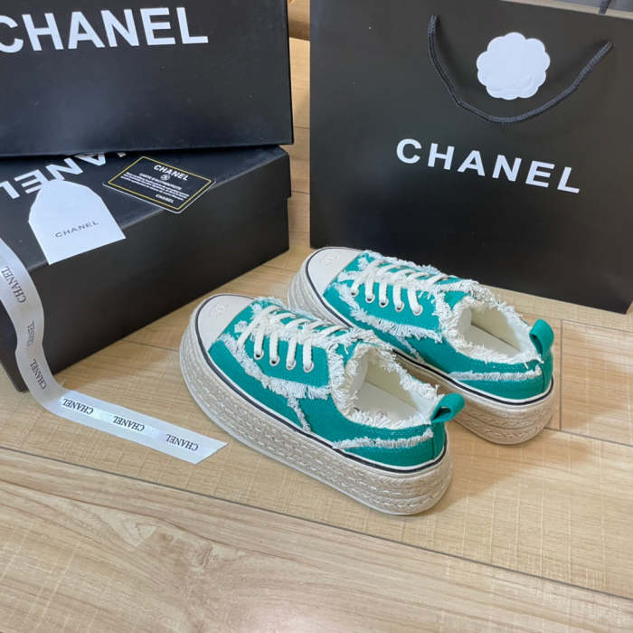 Women flat shoes ,size 34-40 ,with box,SS70-1305-1311