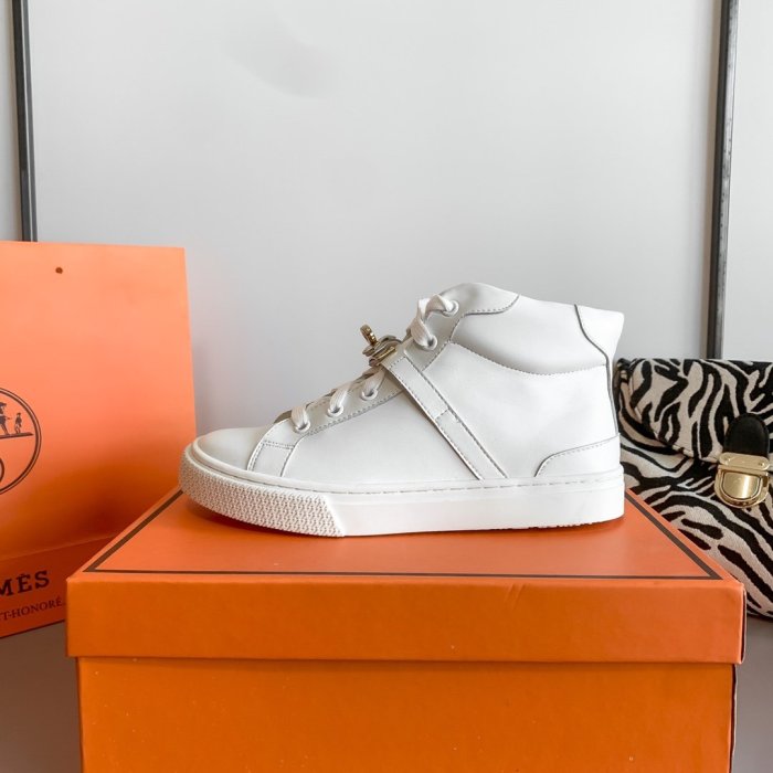 Women flat shoes, size 35-40, with box, SS70-1041-1042