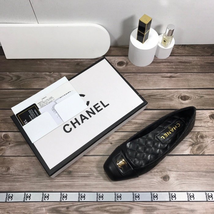 Women flat shoes, size 35-40, with box, SS60-975-976