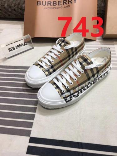 women flat sneakers shoes, size 35-40, with box , SS70-743
