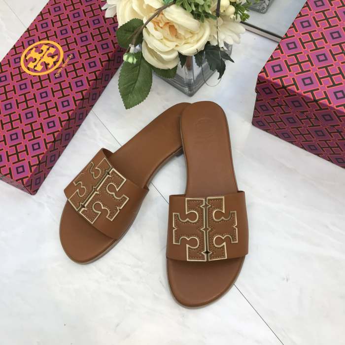 Flat leather sandals slippers , size 34-40 ,with box, SS50-959