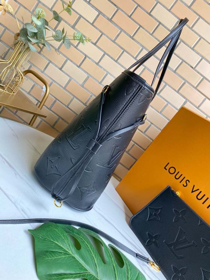 leather bag, AAAAA, no box,size: 32*29*17cm,B110-65-69