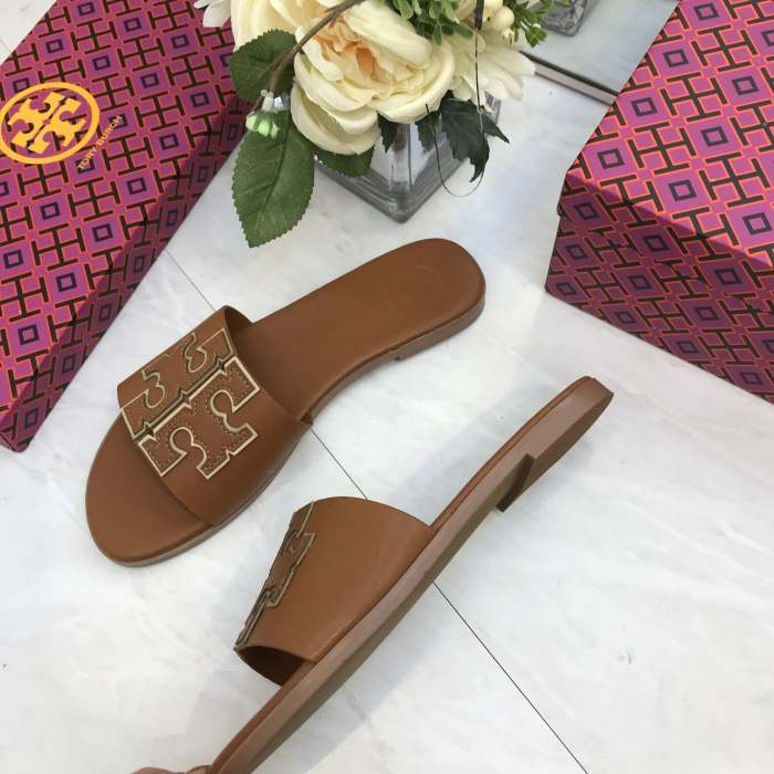 Flat leather sandals slippers , size 34-40 ,with box, SS50-959