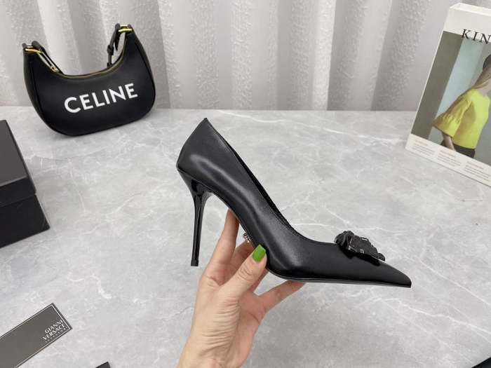 women heel shoes, heel 6.5cm,size 34-41, with box, SS70-1212