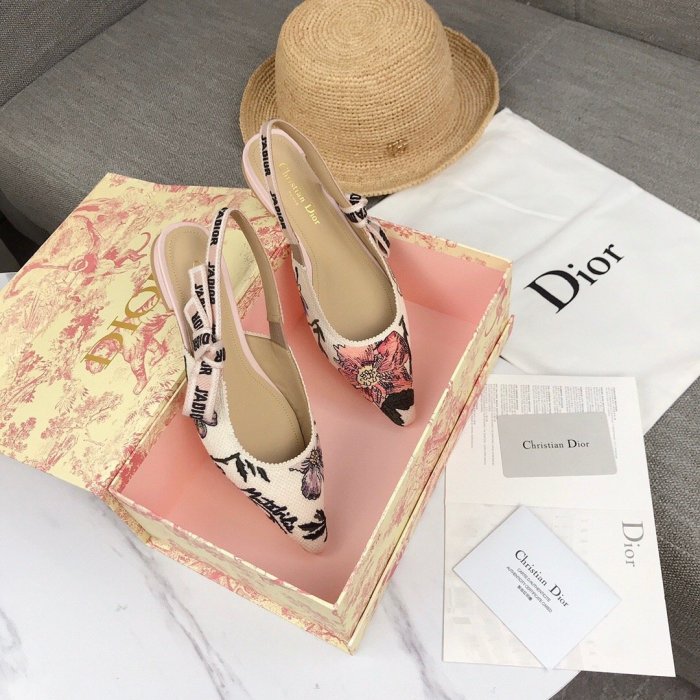 women flat sandals shoes, size 35-40, SS60-550