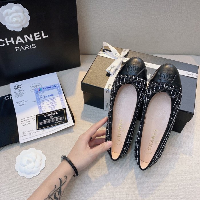 women flat ballet shoes, size 35-42,  with box, SS50-757