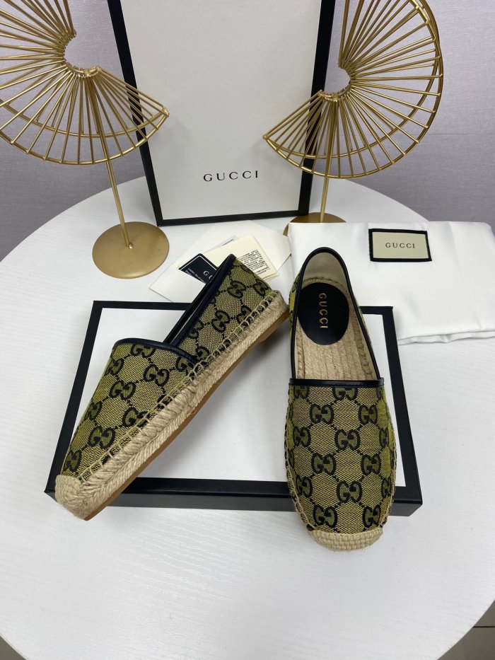 women flat shoes, size 35-41, with box ,  SS60-605-610