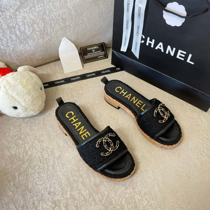 Flat leather sandals slippers , size 34-41 , with box, SS60-1345-1348