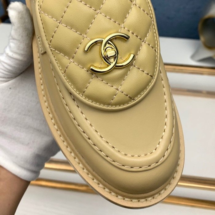 Women flat shoes, size 35-40, with box , SS70-951-953