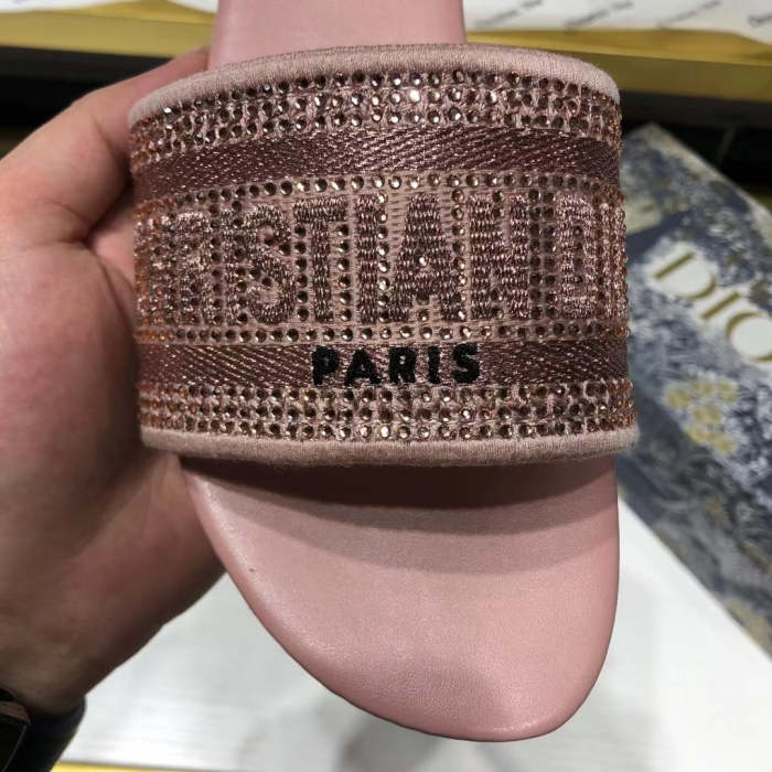 Flat leather sandals slippers , size 34-42 ,with box, SS60-1536-1540