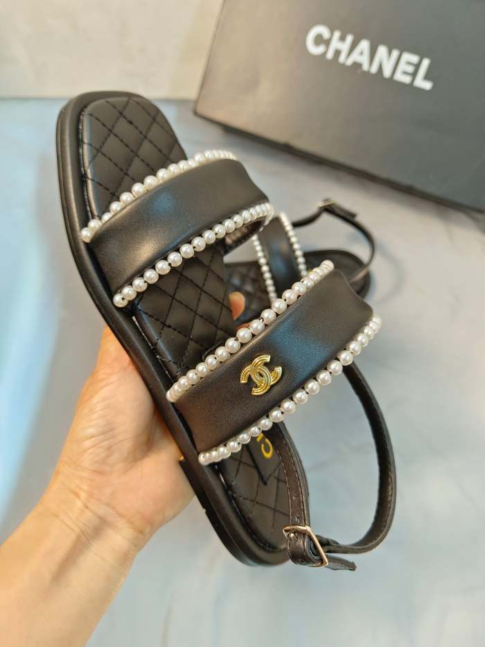 Flat leather sandals slippers , size 35-40 ,with box, SS70-1281-1282