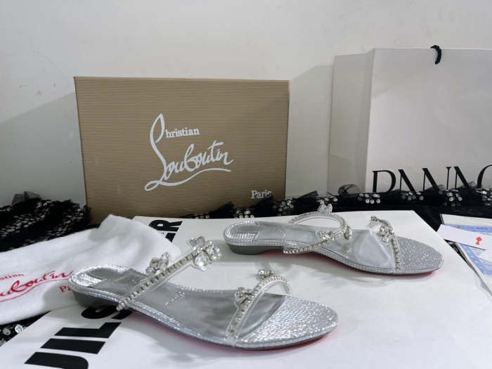 Flat leather sandals slippers , size 34-43 ,with box, SS60-1568